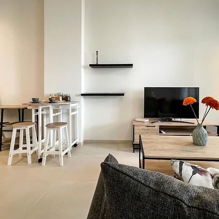 Apartamento Soho Modern 55Sqm Studio With Secret Garden Atenas Exterior foto