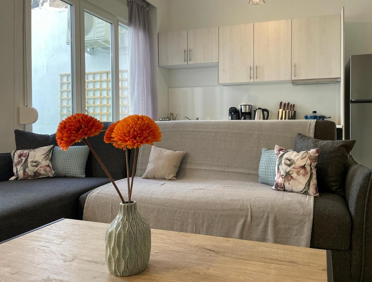 Apartamento Soho Modern 55Sqm Studio With Secret Garden Atenas Exterior foto
